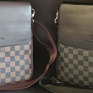 Cross body black and brown